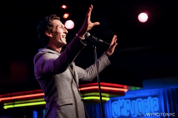 Photo Flash: Broadway's Aaron Lazar Plays Birdland Image