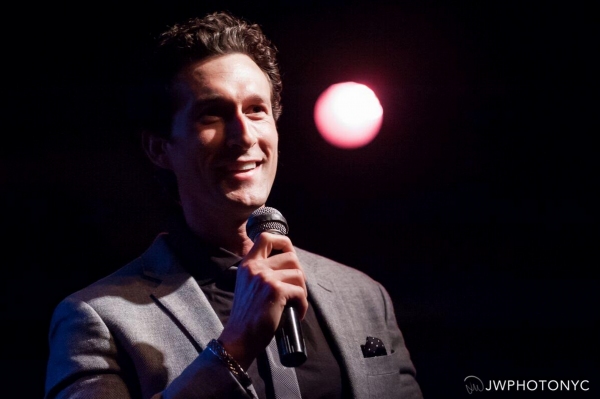 Photo Flash: Broadway's Aaron Lazar Plays Birdland Image