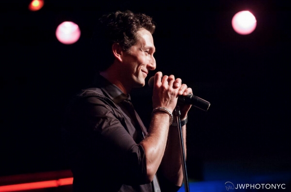 Photo Flash: Broadway's Aaron Lazar Plays Birdland Image