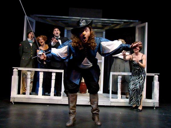 Photo Flash: First Look at Eclectic Full Contact Theatre Company's MOON OVER BUFFALO Image