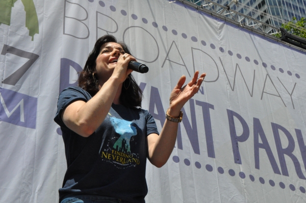 Photo Coverage: CHICAGO, MAMMA MIA!, FINDING NEVERLAND & More Perform at Broadway in Bryant Park! 