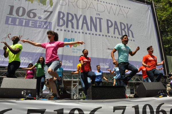 Photo Coverage: CHICAGO, MAMMA MIA!, FINDING NEVERLAND & More Perform at Broadway in Bryant Park! 