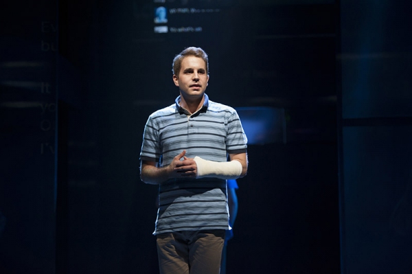 Photos: Ben Platt, Laura Dreyfuss, Rachel Bay Jones & More in the Premiere of DEAR EVAN HANSEN at Arena Stage Image