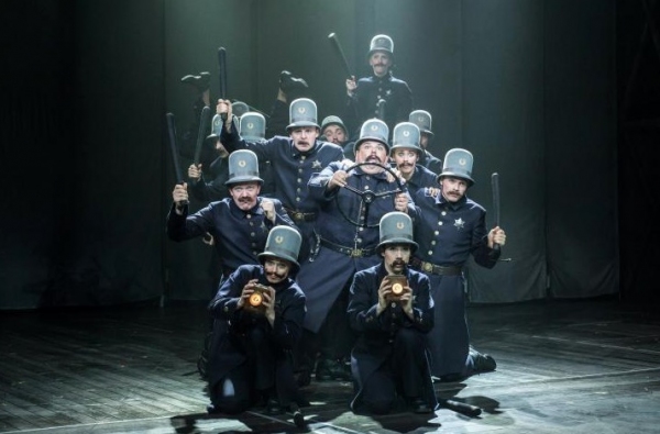 Photo Flash: First Look at Michael Ball & Rebecca LaChance in Chichester's MACK & MABEL  Image