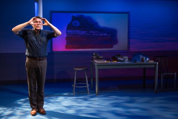Photo Flash: First Look at James Lecesne in THE ABSOLUTE BRIGHTNESS OF LEONARD PELKEY Off-Broadway Image