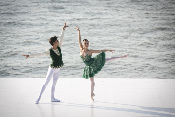 Photo Flash: 2015 Fire Island Dance Festival Breaks Records with Nearly $545K Raised Image