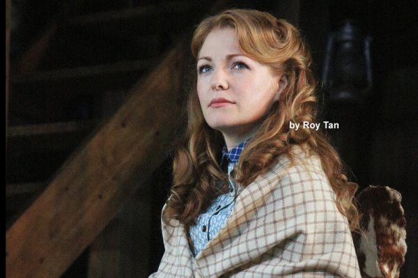 Photo Flash Exclusive: First Look at Alex Gaumond & Laura Pitt-Pulford in SEVEN BRIDES FOR SEVEN BROTHERS Image