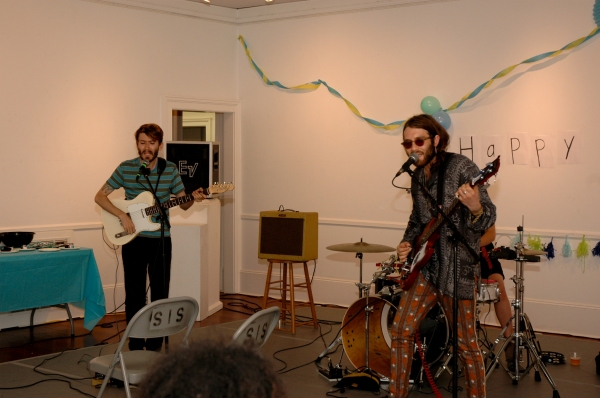Photo Flash: Invisible Familiars, Monica Bill Barnes & More Celebrate Accabonac House Image