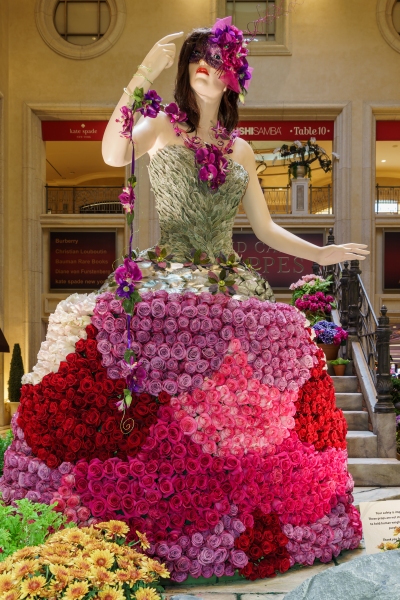 Photo Flash: Floral Display at The Palazzo Transforms for July's Hot Summer Nights Image