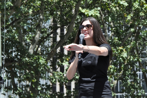 Photo Coverage: Casts of KINKY BOOTS, BEAUTIFUL, PHANTOM & More Perform in Bryant Park Image