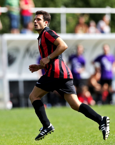 Photo Coverage: LES MIS v PHANTOM - The Previous Matches! Image