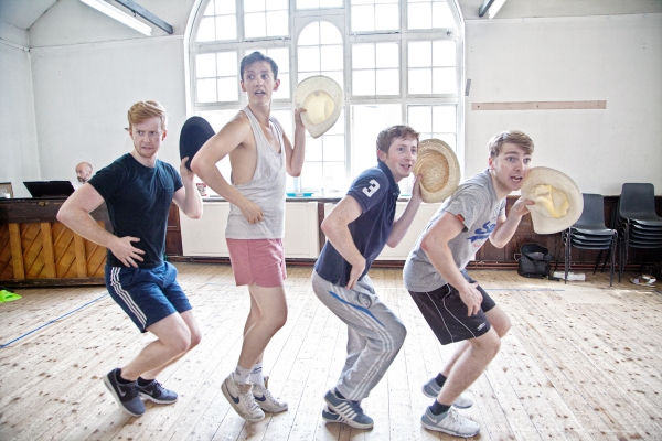 Photo Flash: In Rehearsal with LOVE BIRDS, Coming to Edinburgh Fringe Next Month 