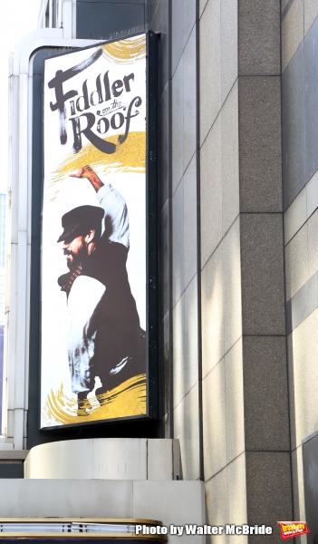 Photo Coverage: UP ON THE MARQUEE: FIDDLER ON THE ROOF, Starring Danny Burstein Image