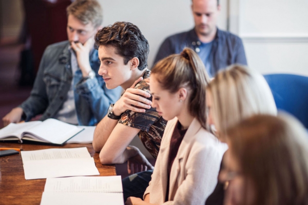 Photo Flash: First Look at Rehearsals of West End's McQUEEN Starring Stephen Wight Image