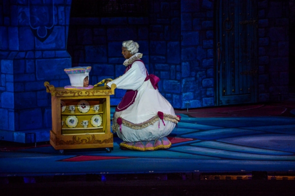 Photo Flash: First Look at Kate Rockwell, Nicholas Rodriguez and More in The Muny's BEAUTY AND THE BEAST Image
