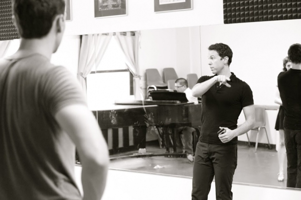 Photo Coverage: BACKWARDS IN HIGH HEELS at Westchester Broadway Theatre Image