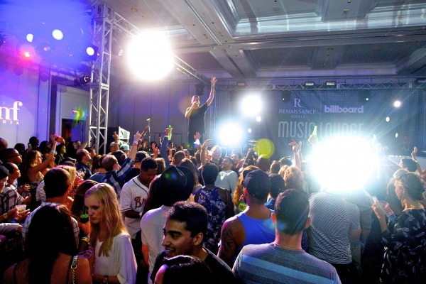 Photo Flash: Renaissance Chicago Downtown Hotel's THE MUSIC LOUNGE VIP Lolla After-Party  Image