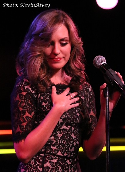 Photo Flash: Laura Osnes Spends an Evening at Birdland Image