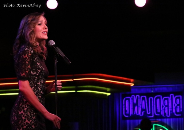 Photo Flash: Laura Osnes Spends an Evening at Birdland Image