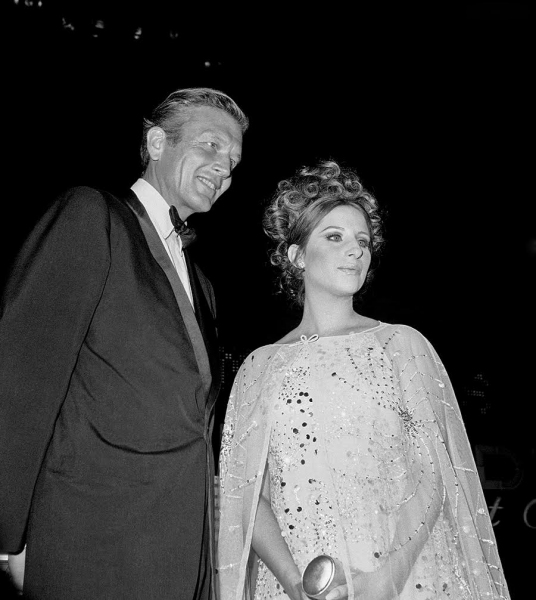 Photo Flash: More Shots! Barbra Streisand Sports Designs by Arnold Scaasi Image