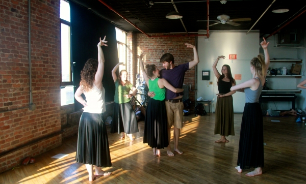 Photo Flash: In Rehearsal with Ducdame Ensemble's FUENTE OVEJUNA Image
