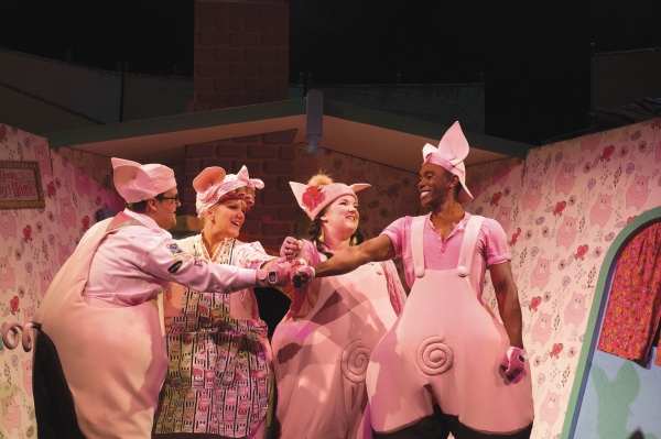 Photo Flash: New Shots from Stiles & Drewe's THE THREE LITTLE PIGS at The Palace Image
