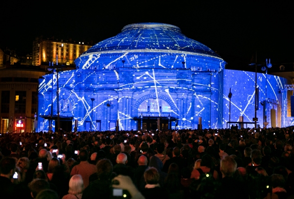 Photo Flash: Edinburgh International Festival's THE HARMONIUM PROJECT Draws Huge Crowd Image