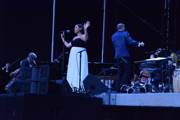 Photo Coverage: New York Pops and Pink Martini Play Forest Hills Stadium 