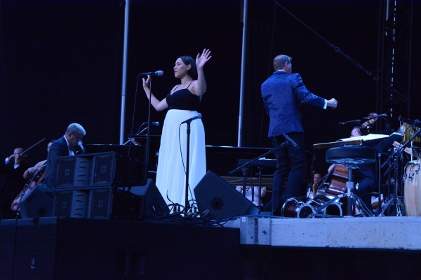 Photo Coverage: New York Pops and Pink Martini Play Forest Hills Stadium Image