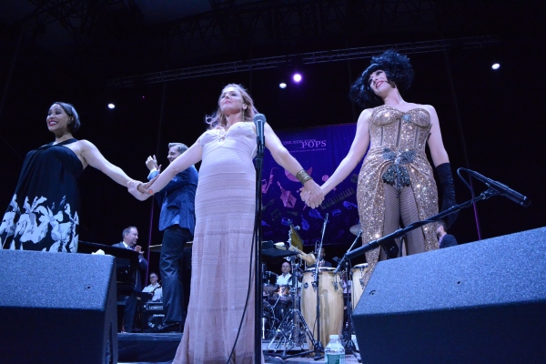 Photo Coverage: New York Pops and Pink Martini Play Forest Hills Stadium Image
