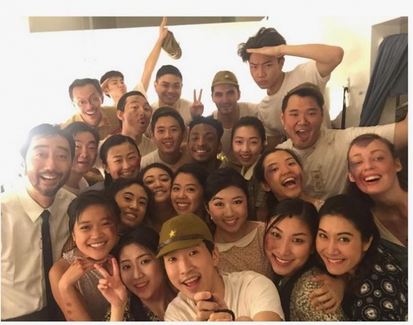 Photo Flash: Saturday Intermission Pics, 8/08 - KINKY BOOTS Celebrates HAMILTON's Opening, Plus SOMETHING ROTTEN!, PIPPIN, and More Image