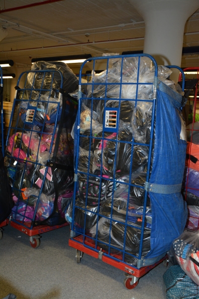Photo Coverage: Paige Davis Teams with Volunteers of America for Operation Backpack 2015! Image