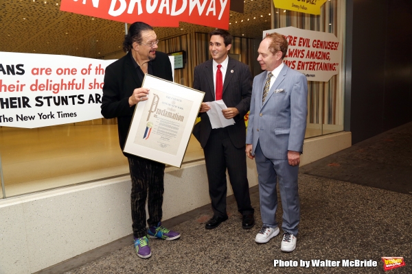 Photo Coverage: Penn & Teller Honored with Proclamation from City of New York! Image
