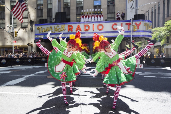 Photo Flash: The Rockettes Kick Off 2015 Radio City Holiday Season with CHRISTMAS IN AUGUST Image