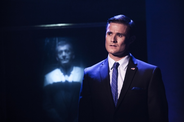 Photo Flash: First Look at Mark Evans and More in Signature Theatre's THE FIX  Image
