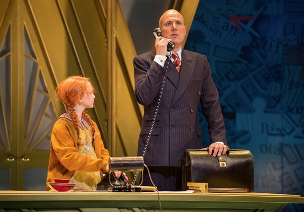 Photo Flash: ANNIE Gets a Makeover in Flashy UK Tour Image