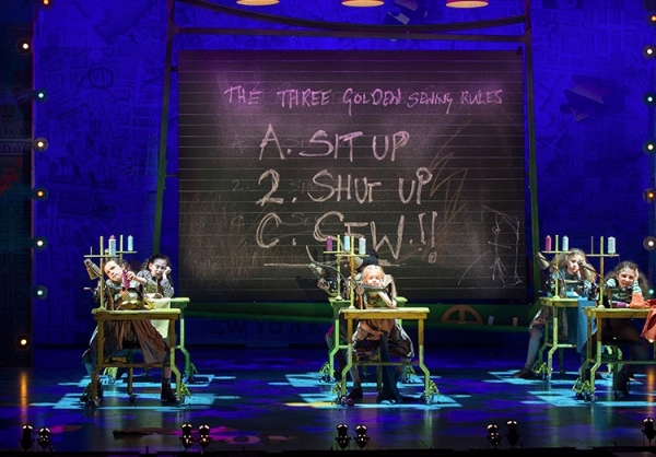 Photo Flash: ANNIE Gets a Makeover in Flashy UK Tour Image