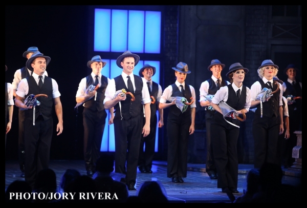 Photo Coverage: Cast of SINGIN' IN THE RAIN Takes Opening Bow in Manila Image