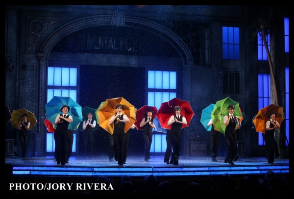 Photo Coverage: Cast of SINGIN' IN THE RAIN Takes Opening Bow in Manila Image