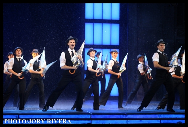 Photo Coverage: Cast of SINGIN' IN THE RAIN Takes Opening Bow in Manila Image