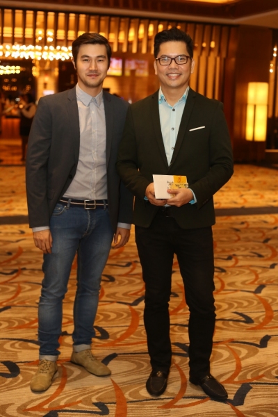 Photo Coverage: Opening Night Red Carpet of SINGIN' IN THE RAIN Image