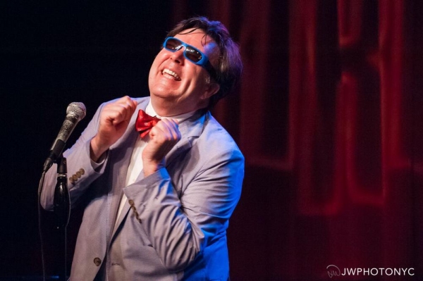 Photo Flash: Kevin Meaney Brings Comedy to Birdland Image