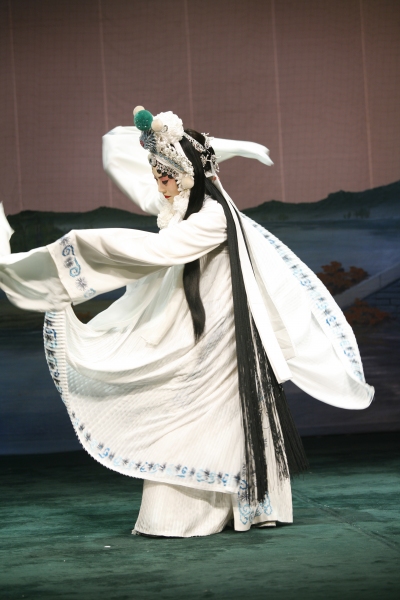 Photo Flash: Sneak Peek at Peking Opera's LEGEND OF THE WHITE SNAKE and THE JEWELRY PURSE at Lincoln Center 
