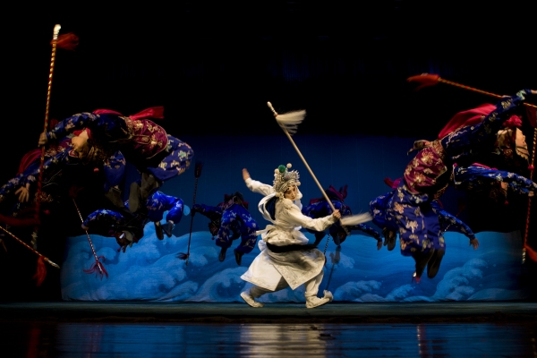 Photo Flash: Sneak Peek at Peking Opera's LEGEND OF THE WHITE SNAKE and THE JEWELRY PURSE at Lincoln Center Image