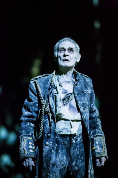 Photo Coverage: New Production Photos of Cumberbatch In HAMLET! Image