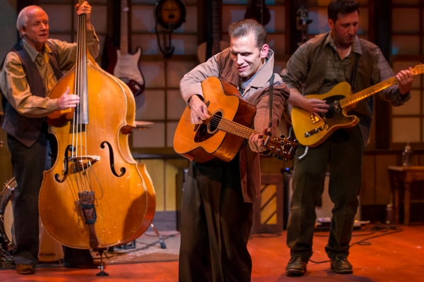Photo Flash: First Look at RING OF FIRE: THE MUSIC OF JOHNNY CASH at Mercury Theater Chicago Image