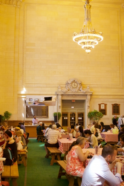 Photo Flash: Cast of WICKED & More Perform at Grand Central's Indoor Picnic Event Image