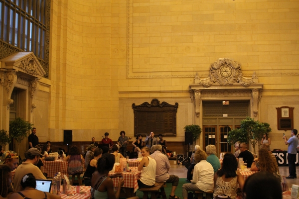 Photo Flash: Cast of WICKED & More Perform at Grand Central's Indoor Picnic Event Image