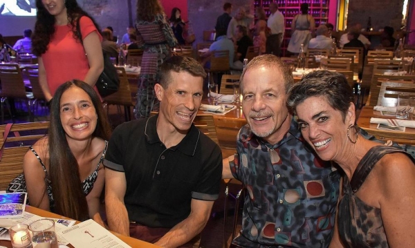 Photo Flash: CHICAGO SINGS THE BEST OF MOTOWN Raises Record Funds for Porchlight Music Theatre Image