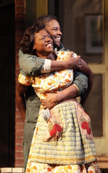 UPDATED BWW Flashback: Take a Look Back at Oscar-Winner Viola Davis' Tony-Winning Stage Career Image